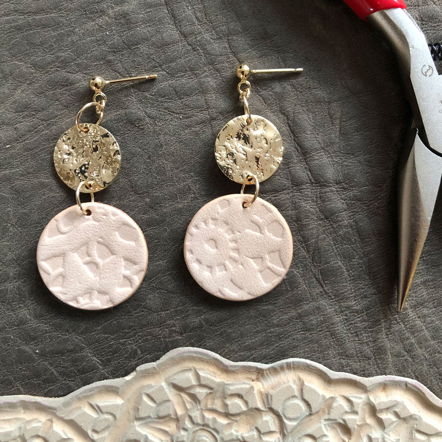 Leather circle drop earrings - Small