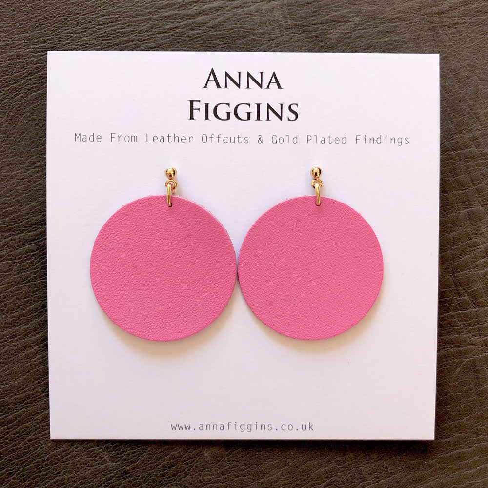 Simple leather circle earrings - pink